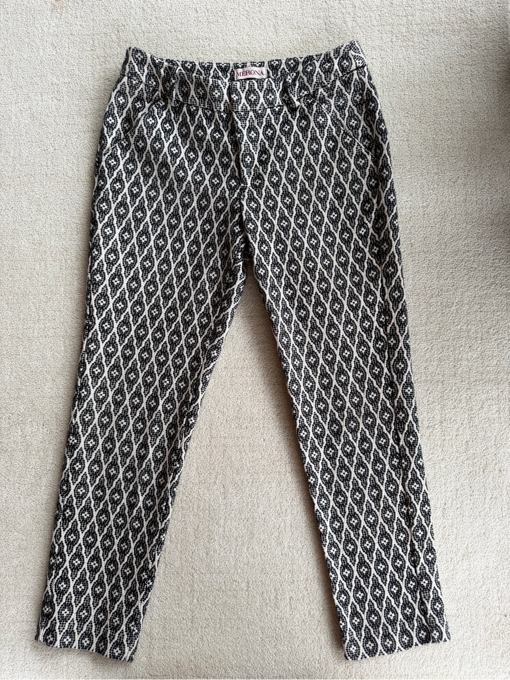 Merona Women’s 2 Black Cream Geometric Print Ankle Pants Textured Cropped